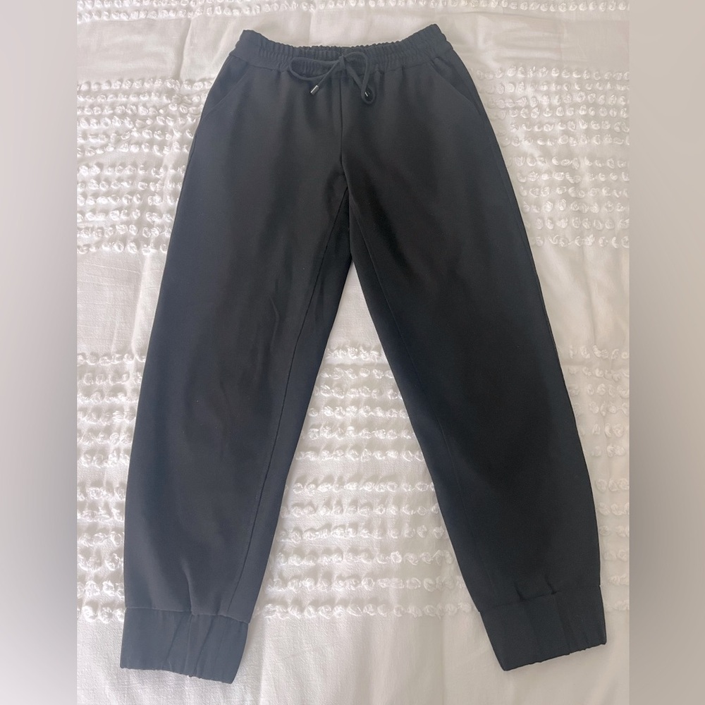 Zara black jogger style pant in excellent condition